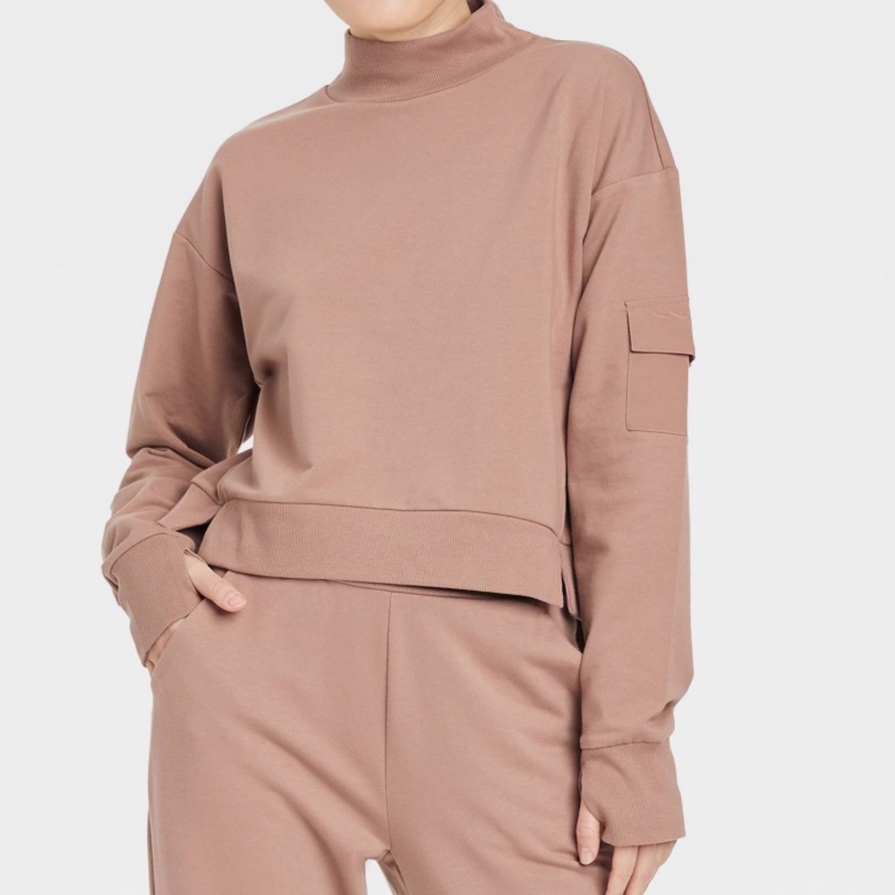 Women's French Terry Butter Wash
Sweatshirt - All in Motion™ Taupe XXL. NWT